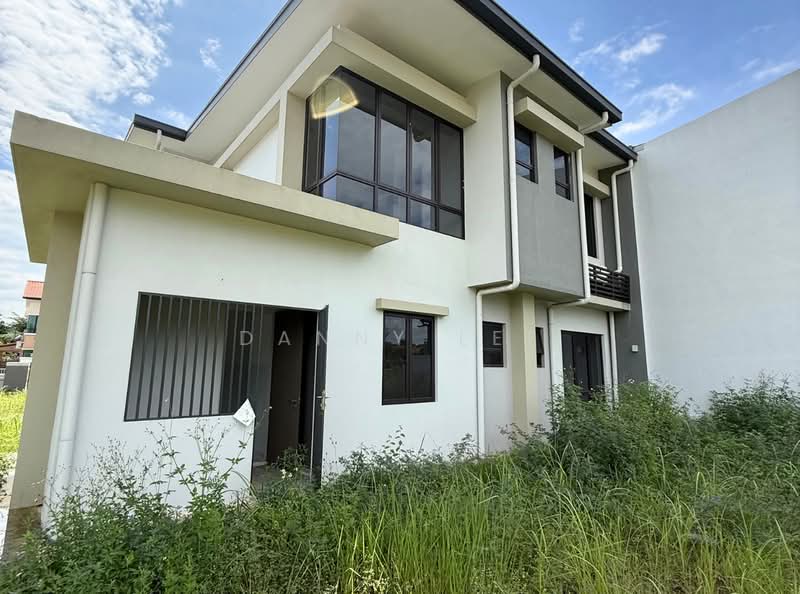 Rumah Berkembar untuk Dijual di Bandar Kinrara Seksyen 8 (Bandar Kinrara) - Danny Lee - Exterior - PropertyGuru.com.my