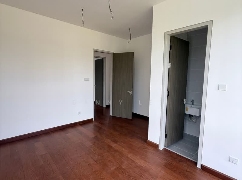 Rumah Berkembar untuk Dijual di Bandar Kinrara Seksyen 8 (Bandar Kinrara) - Danny Lee - Interior - PropertyGuru.com.my