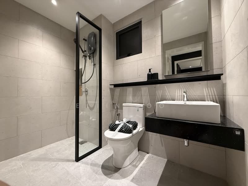 Service Residence for Sale at The Asteriaz - Eliin Loo - Bathroom - PropertyGuru.com.my