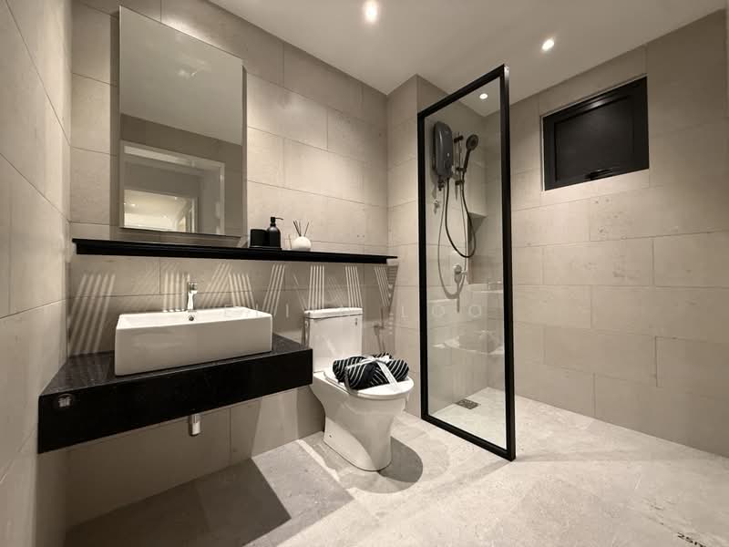 Service Residence for Sale at The Asteriaz - Eliin Loo - Bathroom - PropertyGuru.com.my