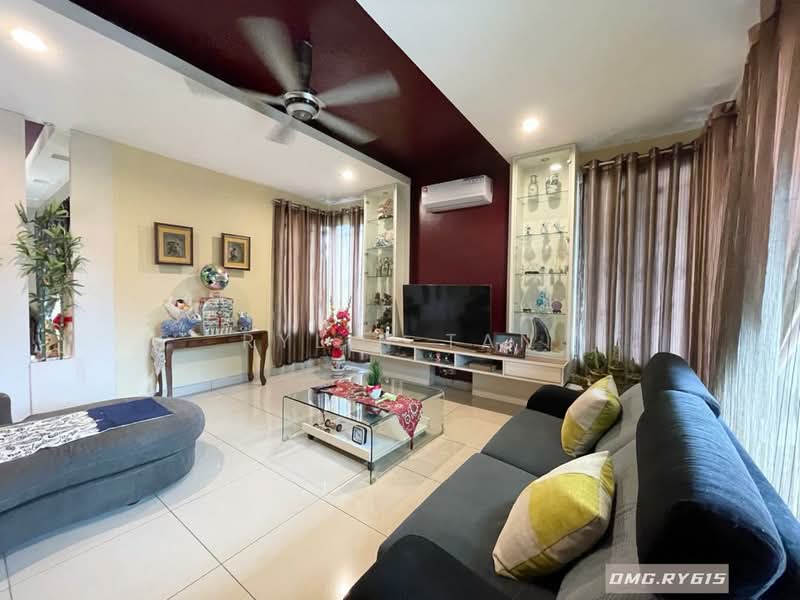 Rumah Banglo untuk Dijual di Taman Aman Perdana (Kapar) - Rylin Tan - Living Room - PropertyGuru.com.my