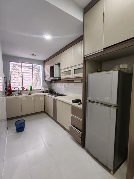 2-storey Terraced House for Sale in Taman Dato Demang (Seri Kembangan) - Wendy Leong - Kitchen - PropertyGuru.com.my