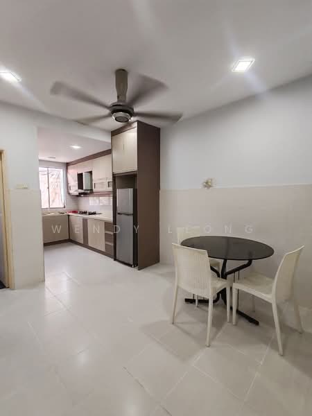 2-storey Terraced House for Sale in Taman Dato Demang (Seri Kembangan) - Wendy Leong - Kitchen - PropertyGuru.com.my