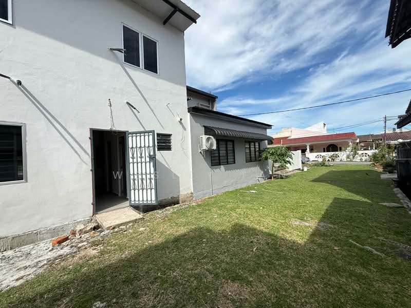 2-storey Terraced House for Sale in Bukit Beruang (Bukit Baru) - Wesley Tan - Exterior - PropertyGuru.com.my