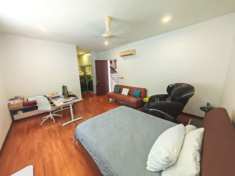 Rumah Berkembar untuk Dijual di Bandar Sungai Long (Selangor) - Kaeryn Wong - Bedroom - PropertyGuru.com.my