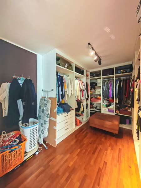 Rumah Berkembar untuk Dijual di Bandar Sungai Long (Selangor) - Kaeryn Wong - PropertyGuru.com.my