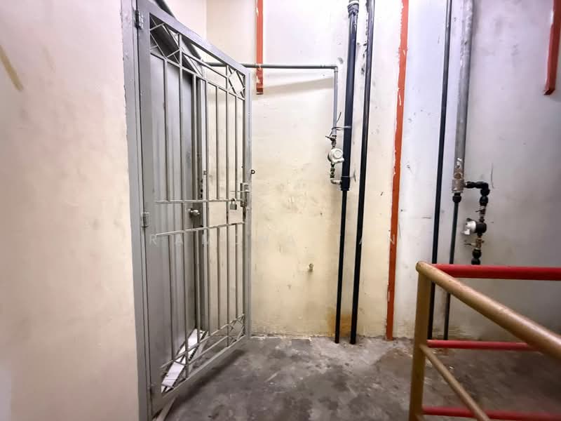Pangsapuri untuk Dijual di Kota Laksamana Utama - Ramona Tan - Entrance - PropertyGuru.com.my