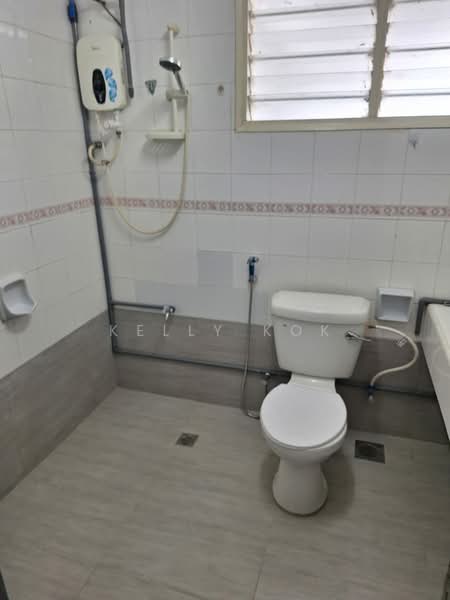 Pangsapuri untuk Disewa di Menara Pelangi - Kelly Kok - Bathroom - PropertyGuru.com.my