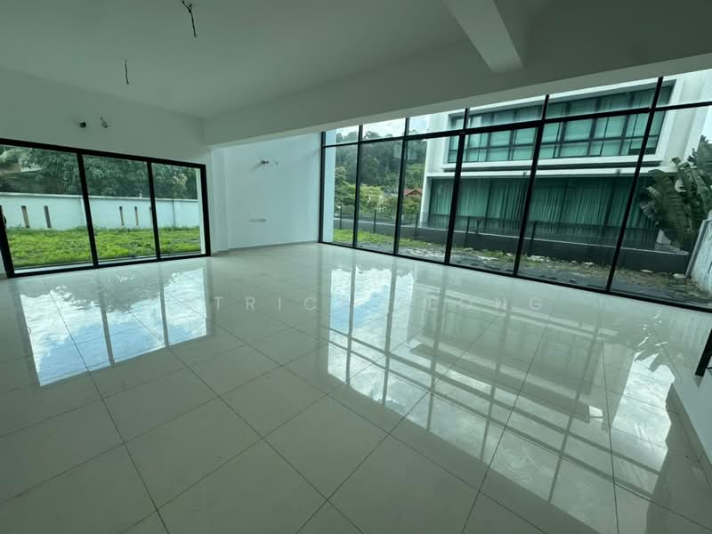 Bungalow for Sale in Taman Puncak Perdana (Shah Alam) - Patrick Leong - Living Room - PropertyGuru.com.my