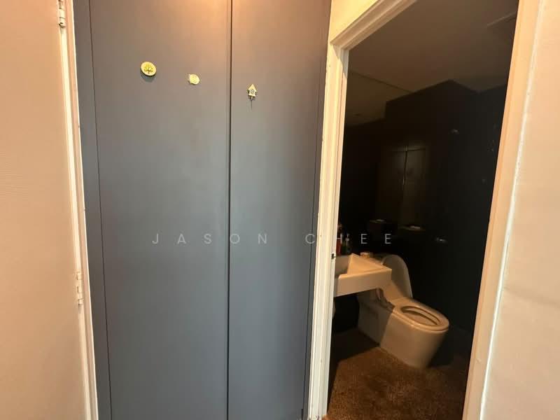 Servis Apartment untuk Disewa di Centrestage Designer Suite - Jason Chee - Bathroom - PropertyGuru.com.my