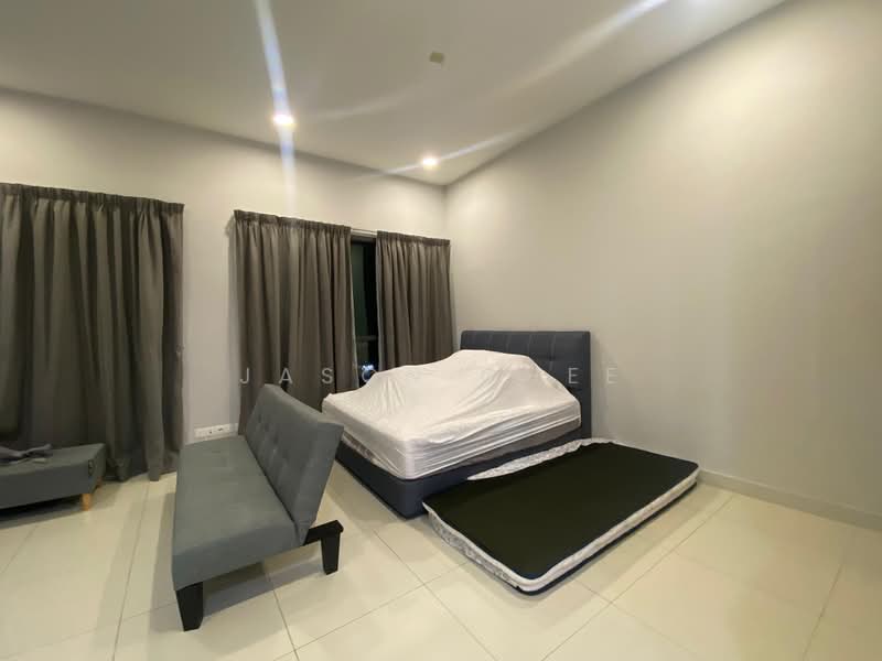 Servis Apartment untuk Disewa di Cyperus @ Tropicana Gardens - Jason Chee - Bedroom - PropertyGuru.com.my