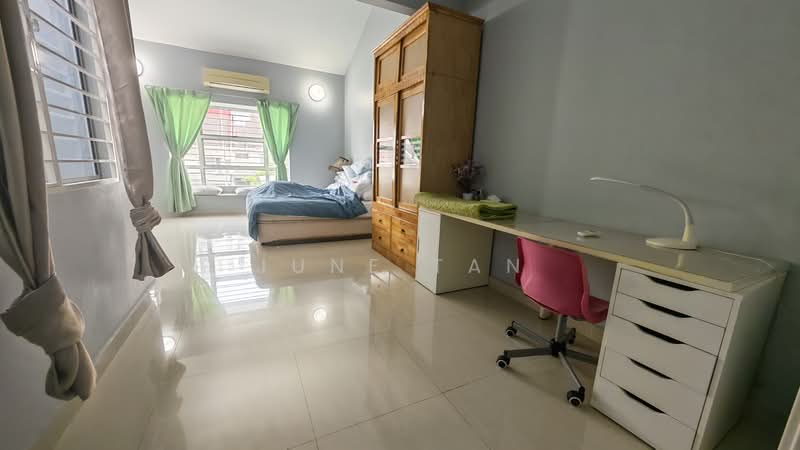 2.5-storey Terraced House for Sale in Jia Residences (Seri Kembangan) - June Tan - PropertyGuru.com.my
