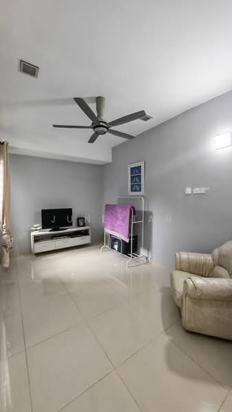 2.5-storey Terraced House for Sale in Jia Residences (Seri Kembangan) - June Tan - PropertyGuru.com.my