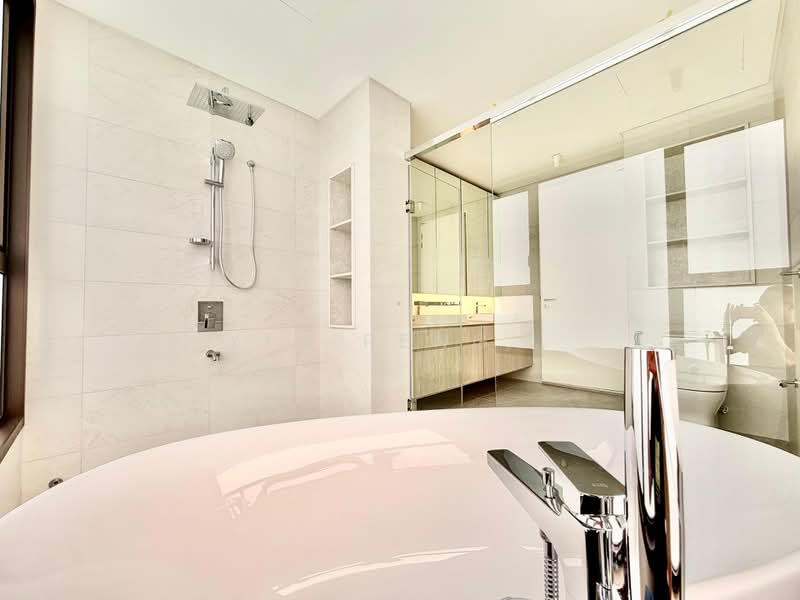 Servis Apartment untuk Disewa di Jendela Residensi - Yin Peng . - Bathroom - PropertyGuru.com.my