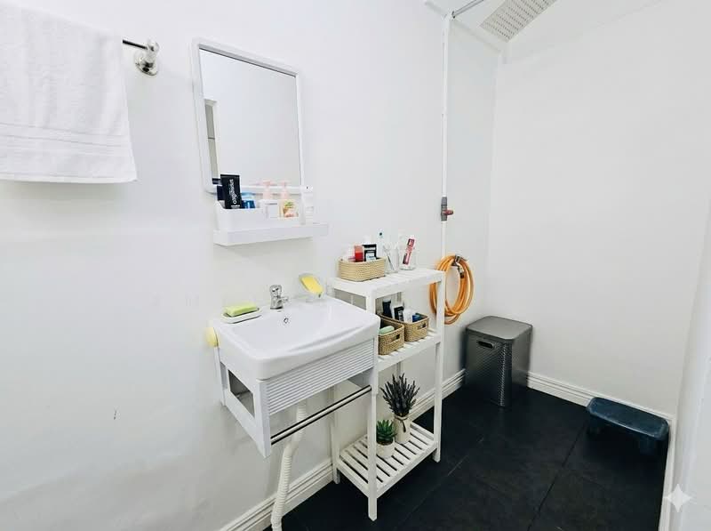 Rumah Teres 2 Tingkat untuk Dijual di Taman Plentong Baru (Masai) - Ameerul Azrie - Bathroom - PropertyGuru.com.my