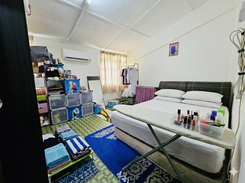 Rumah Teres 2 Tingkat untuk Dijual di Taman Plentong Baru (Masai) - Ameerul Azrie - Bedroom - PropertyGuru.com.my