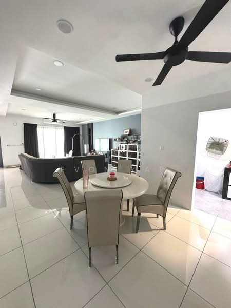 2-storey Terraced House for Sale in Taman Mount Austin (Tebrau) - Evon Yap - Living Room - PropertyGuru.com.my