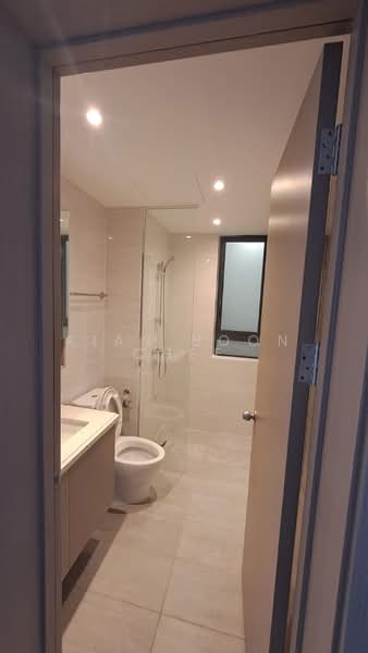 Servis Apartment untuk Disewa di Baron Residence @ Lake City - Kian Boon Chee - Bathroom - PropertyGuru.com.my