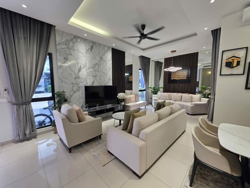 Rumah Teres 2 Tingkat untuk Dijual di Setia Alam (Selangor) - Joseph Chan - Living Room - PropertyGuru.com.my