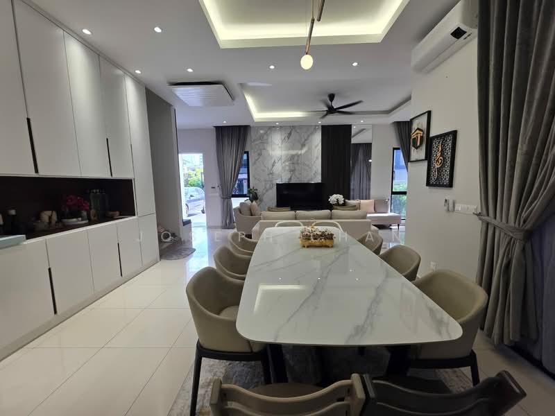 Rumah Teres 2 Tingkat untuk Dijual di Setia Alam (Selangor) - Joseph Chan - Living Room - PropertyGuru.com.my