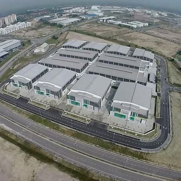 Detached Factory for Rent in Gelang Patah (Johor) - Max Loh - Exterior - PropertyGuru.com.my