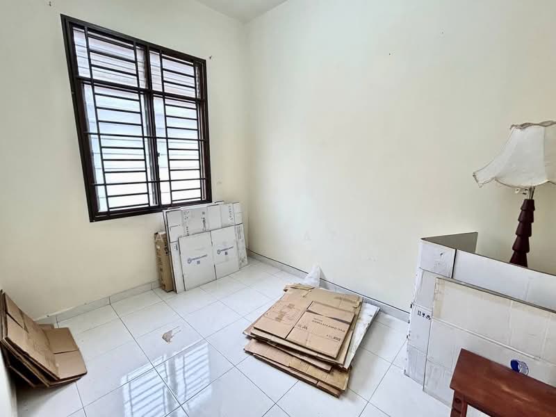 1-storey Terraced House for Sale in Taman Mount Austin (Tebrau) - Amir Raziq - Interior - PropertyGuru.com.my