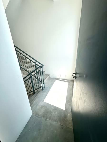 Shop / Office for Rent in Bandar Seri Putra (Bangi) - Gudrotullah Ikhwan - Entrance - PropertyGuru.com.my