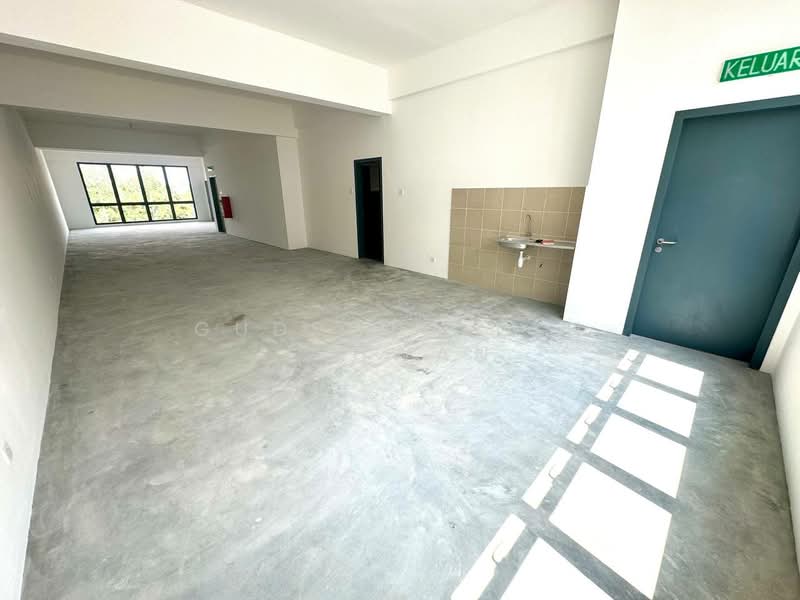 Shop / Office for Rent in Bandar Seri Putra (Bangi) - Gudrotullah Ikhwan - Interior - PropertyGuru.com.my