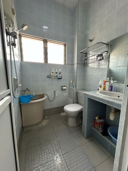 2-storey Terraced House for Sale in Taman Sea (Petaling Jaya) - Matthew Wong - Bathroom - PropertyGuru.com.my