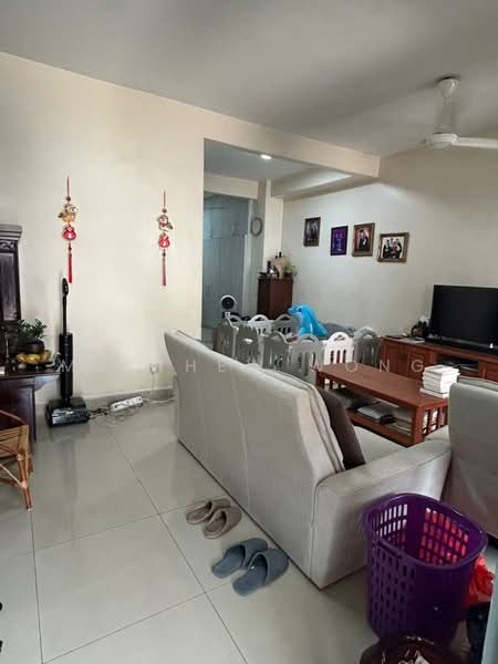 2-storey Terraced House for Sale in Taman Sea (Petaling Jaya) - Matthew Wong - Living Room - PropertyGuru.com.my