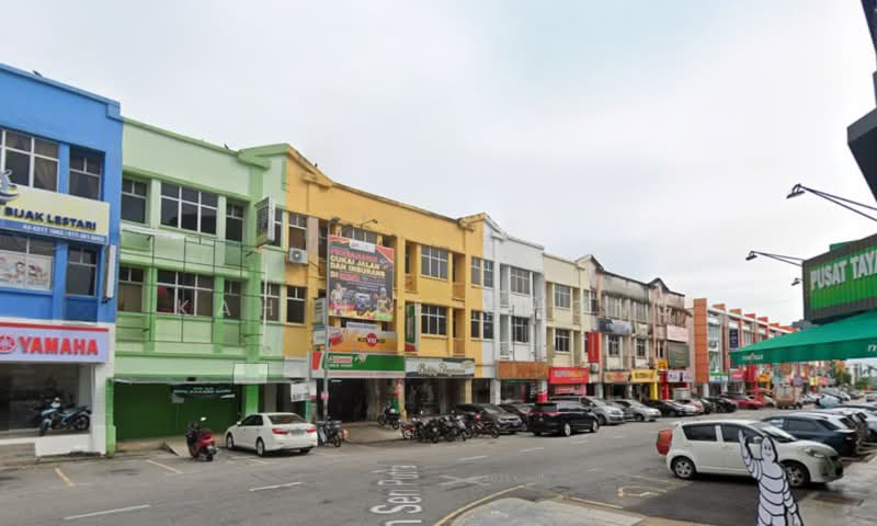 Shop for Sale in Nilai (Negeri Sembilan) - Kah Hee Chong - Exterior - PropertyGuru.com.my