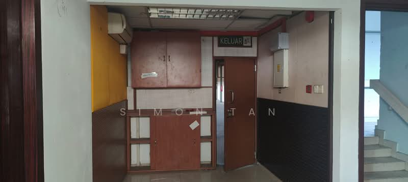Factory for Rent in Balakong (Selangor) - Simon Tan - Entrance - PropertyGuru.com.my