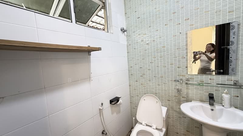Semi-Detached House for Sale in Ampang Jaya (Ampang) - Billy Chan - Bathroom - PropertyGuru.com.my