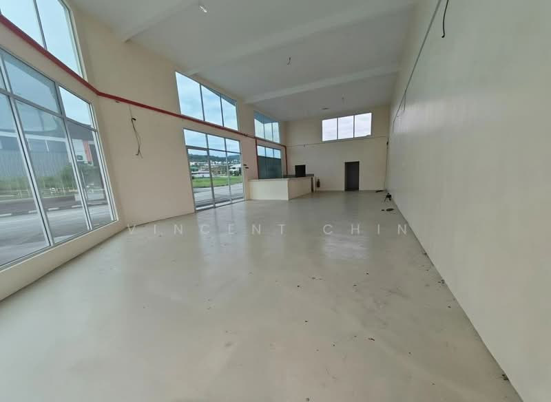 Shop for Rent in Bandar Lahat Mines (Lahat) - Vincent Chin - Interior - PropertyGuru.com.my