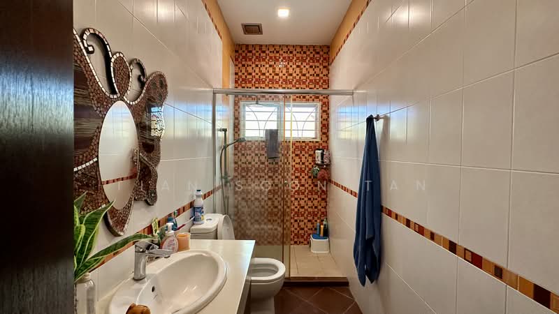 Rumah Teres untuk Dijual di Bangsar (Kuala Lumpur) - Tian Soon Tan - Bathroom - PropertyGuru.com.my