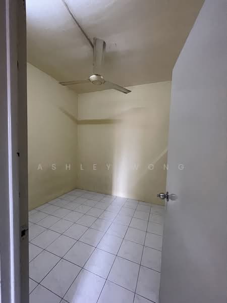 Flat for Rent at Taman Impian Indah - Ashley Wong - Interior - PropertyGuru.com.my