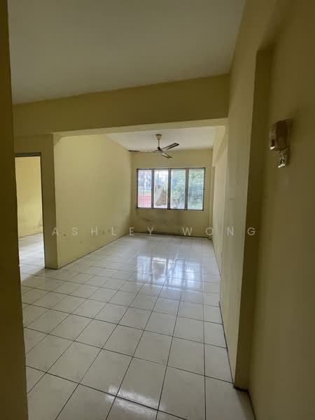 Flat for Rent at Taman Impian Indah - Ashley Wong - Living Room - PropertyGuru.com.my
