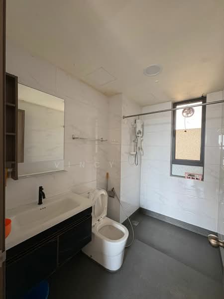 Service Residence for Sale at Country Garden Central Park - Vincy Sia - Bathroom - PropertyGuru.com.my