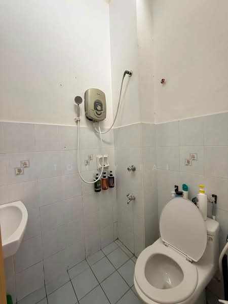 2-storey Terraced House for Sale in Taman Setia Indah (Tebrau) - Tommy Tai - Bathroom - PropertyGuru.com.my