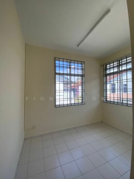 Rumah Teres 1 Tingkat untuk Dijual di Taman Angkasa Nuri (Durian Tunggal) - Fiona Woon - PropertyGuru.com.my