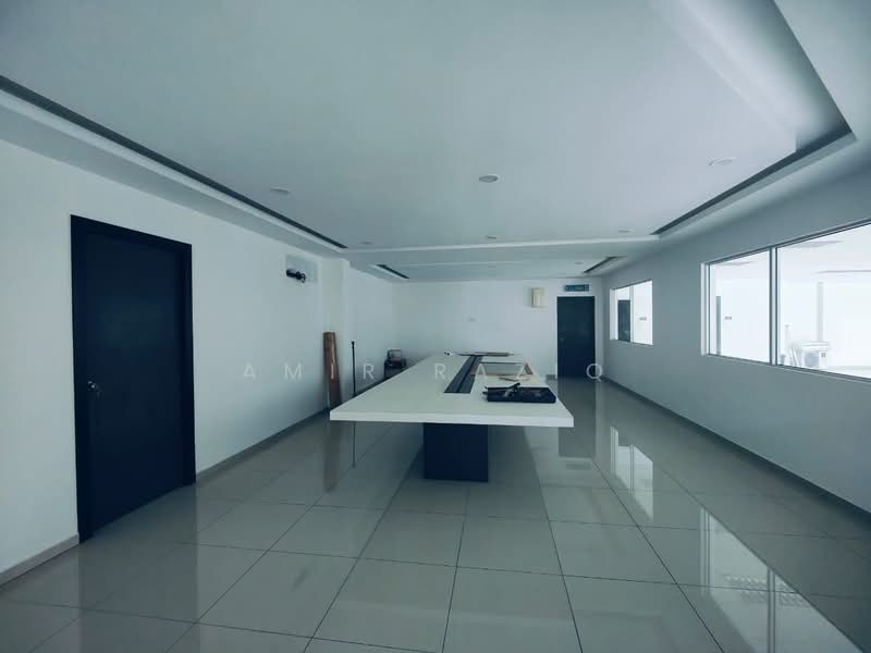 Shop for Sale in Taman Austin Perdana (Tebrau) - Amir Raziq - Interior - PropertyGuru.com.my