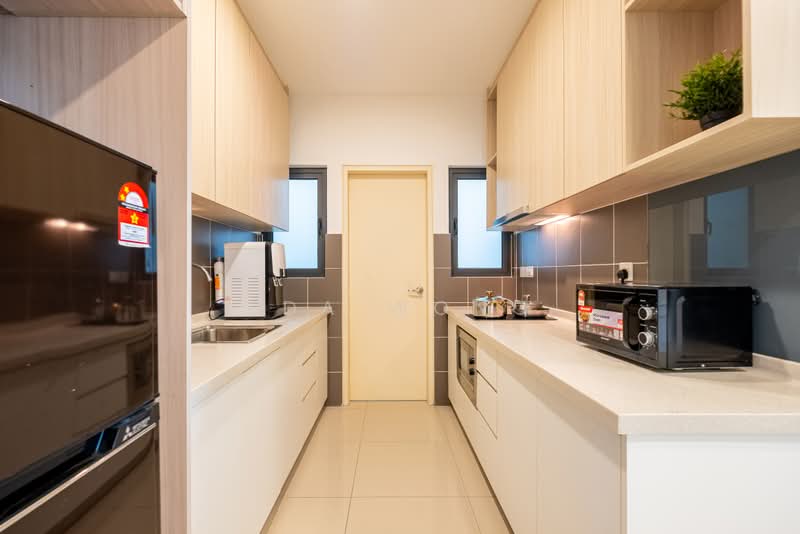 Kondominium untuk Dijual di Lakeville Residence - Eda Wong - Kitchen - PropertyGuru.com.my