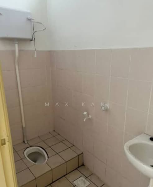 2-storey Terraced House for Rent in Taman Setia Indah (Tebrau) - Max Kan - Bathroom - PropertyGuru.com.my