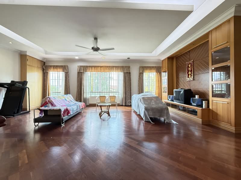 Rumah Banglo untuk Dijual di Country Heights (Kajang) - Billy Chan - Living Room - PropertyGuru.com.my