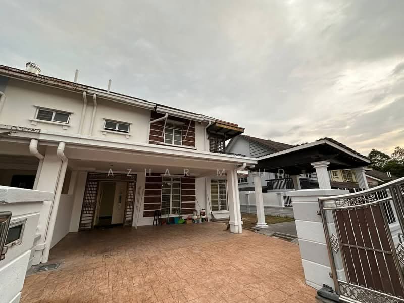 Semi-Detached House for Sale in Bandar Seri Putra (Bangi) - Azhar Mohd - PropertyGuru.com.my