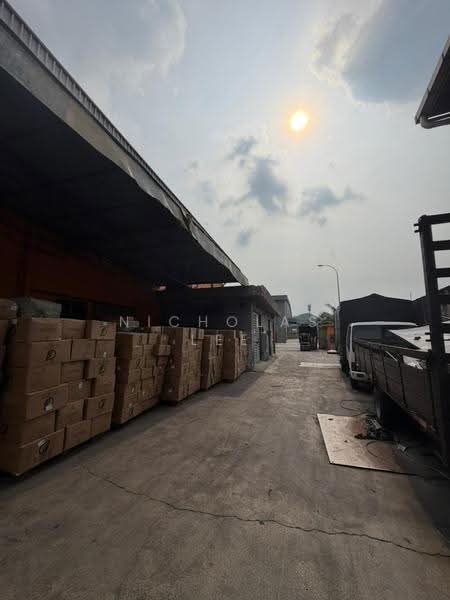 Detached Factory for Sale in Kampung Baru Balakong (Balakong) - Nicholas Lee - Exterior - PropertyGuru.com.my