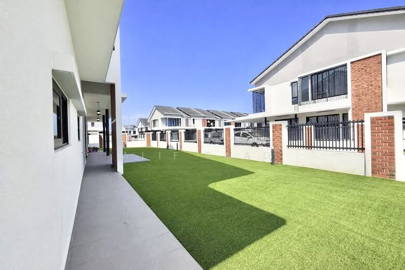 2-storey Terraced House for Sale in Elmina (Shah Alam) - Alif Saad - PropertyGuru.com.my