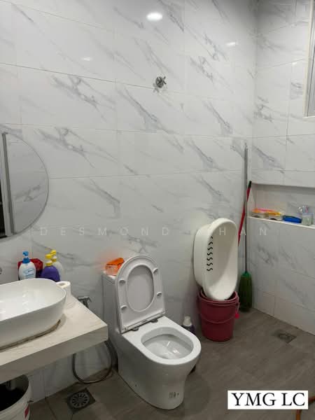 Rumah Teres 2-Tingkat untuk Dijual di Klang (Selangor) - Desmond Chan - Bathroom - PropertyGuru.com.my