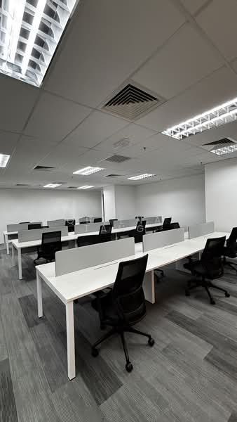 Office for Rent in KLCC (KL City Centre) - Queena Tang - Interior - PropertyGuru.com.my