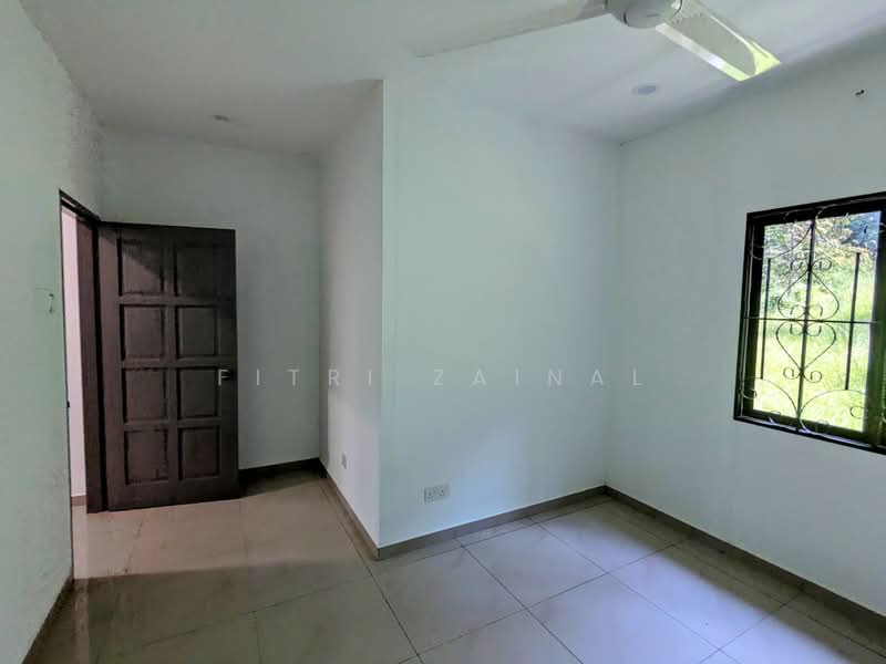 Agricultural Land for Sale in Kampung Baru Sungai Makau (Hulu Langat) - Fitri Zainal - Interior - PropertyGuru.com.my